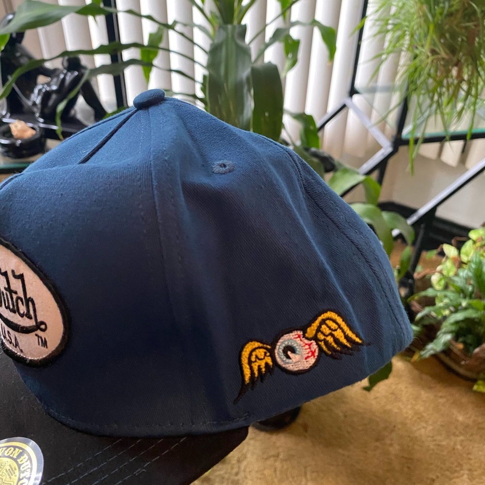 Von Dutch Hat red eyeball very cool